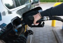 Carburanti: Mimit, prezzo medio self benzina 1,934 euro/litro, gasolio 2,026