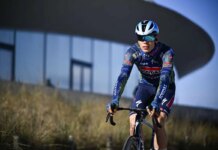 Magnier vince in volata a Burgas, è la prima maglia rosa del Giro