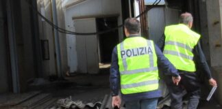 Discariche abusive tra le officine: la Polizia Stradale di Mantova denuncia tre persone