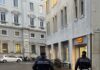 Ruba alla Coop di piazza Martiri e affronta la sicurezza: 33enne denunciato dalla Polizia Locale