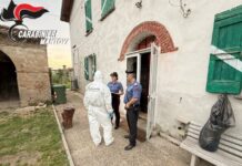 Colpo di pistola in casa: uomo trovato senza vita a Borgo Virgilio