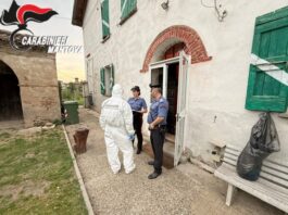 Colpo di pistola in casa: uomo trovato senza vita a Borgo Virgilio
