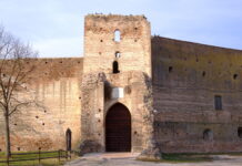 Una 26enne tenta di gettarsi nel canale Molinella a Castel d’Ario: salvata dall’assessore