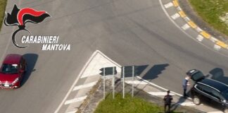 Viadana. Controlli dei carabinieri: coltelli e tassi alcolemici record. Nove denunce