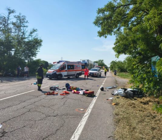 Grave 46enne dopo avere investito un ciclista con il proprio scooter