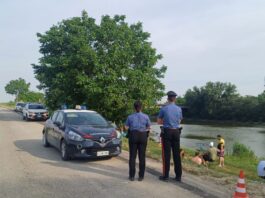 Tragedia alla Garolda: si tuffa nel Canal Bianco e annega davanti a moglie e figlia di 10 anni
