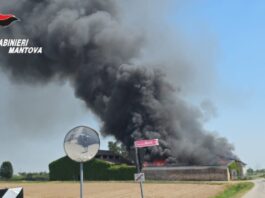 Incendio in una cascina a Redondesco