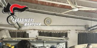 San Giacomo delle Segnate, scoperto laboratorio “fantasma”: lavoratori sfruttati in un immobile inagibile