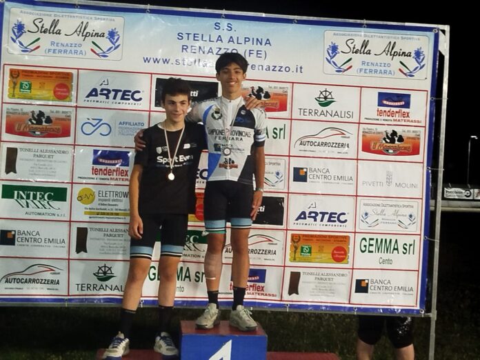 Luca Pavani con la maglia di campione provinciale della pista e Tommaso Pu...Cento