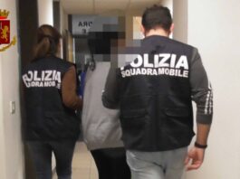 Blitz della Squadra Mobile: arrestato un 37enne con un chilo di droga e 5mila euro