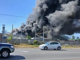 Incendio alla Versalis, Dire Fare Città chiede chiarezza: «Troppi dubbi ancora aperti»