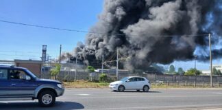 Incendio alla Versalis, Dire Fare Città chiede chiarezza: «Troppi dubbi ancora aperti»
