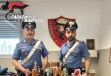 Colpo della banda dei superalcolici a Castiglione delle Stiviere: sei giovani denunciati, recuperata refurtiva da 2.000 euro