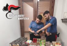 Ruba generi alimentari e minaccia l’addetto con un coltello: denunciato 45enne