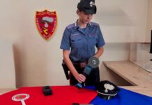 Flessibile, coltelli e grimaldelli: controlli dei carabinieri nel Mantovano, diverse denunce
