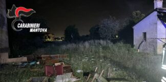 Incendio in un casolare abbandonato in strada Cipata