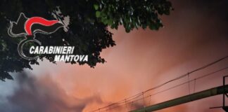 Inferno di fuoco alla Cantina Sociale di Quistello: ingenti danni ma nessun pericolo ambientale