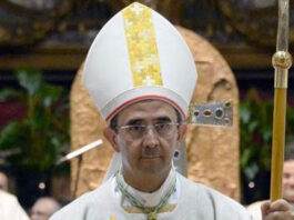 La svolta del Vescovo Marco Busca: la chiesa mantovana dice addio al modello del parroco tradizionale