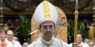 La svolta del Vescovo Marco Busca: la chiesa mantovana dice addio al modello del parroco tradizionale