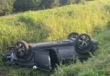 Paura all’alba ad Asola: colpo di sonno causa cappottamento multiplo, tre giovani feriti in codice giallo