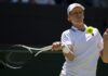 A Wimbledon Sinner piega Djokovic in 3 set, è in finale contro Zverev