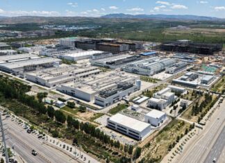 Cina, le imprese statali aumentano gli investimenti in ricerca e sviluppo