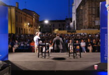 I trent’anni di Festivaletteratura diventano rito collettivo in piazza Leon Battista Alberti