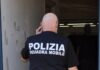 “Cavallo di ritorno” per un cellulare: un uomo e una donna arrestati in flagrante dalla Squadra Mobile