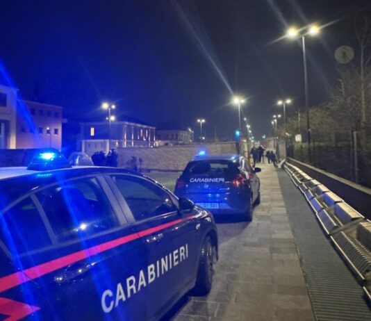 Aveva aggredito due donne, custodia cautelare per 21enne