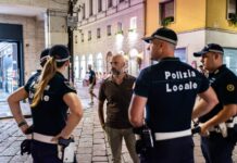 Sicurezza a Mantova, controlli a tappeto nella notte: in campo 15 agenti e l’assessore Provenzano