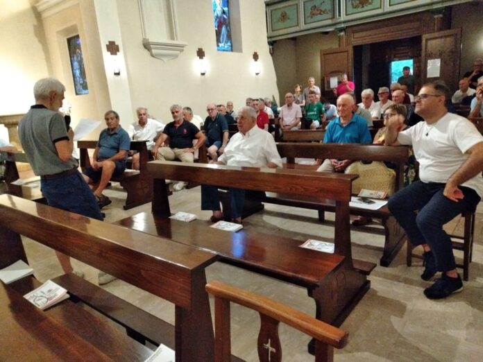 Un momento della reunio di ex giocatori, tecnici e dirigenti del San Nicolò Po