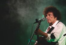 L’infinita energia musicale di Bernardo Lanzetti