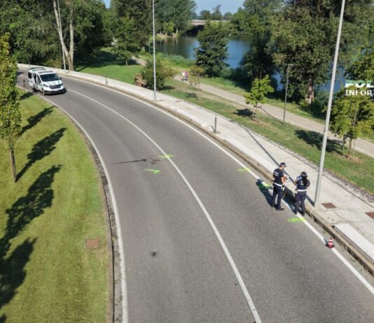 Due incidenti nella mattinata in città: grave un 78enne, ricoverata anche una giovane caduta in moto
