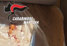 Bagnolo San Vito: macellava galline sul balcone con rito halal, scatta la denuncia per un 57enne marocchino
