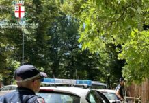 Ubriachi, ai giardini Valentini senza documenti e uno con foglio di via: denunciati in due