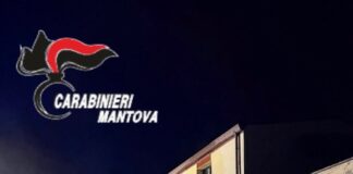 Rogo notturno negli ex uffici della ditta Comated a Mantova: inagibile il rifugio dei senzatetto