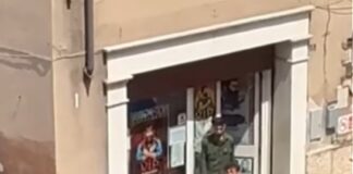 Rissa in pieno giorno davanti alla stazione riaccende i timori per la sicurezza