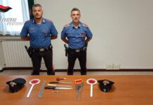 Viadana, fermato in centro: 37enne denunciato per porto di armi improprie