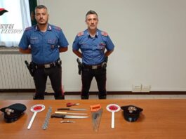Viadana, fermato in centro: 37enne denunciato per porto di armi improprie