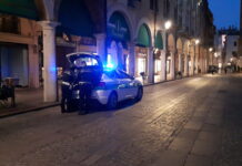 Ferragosto di liti notturne, alcol e botte: feriti due uomini