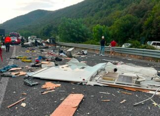 Tragico incidente sulla Rieti-Terni, 6 morti e 26 feriti