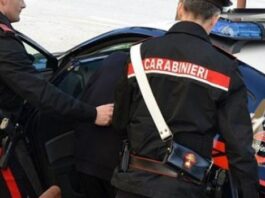 Violenta lite in famiglia ad Asola: 45enne arrestato per maltrattamenti dopo aver ferito fratello e cognata con un oggetto di vetro