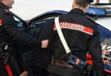 Sermide e Felonica, notte di terrore in famiglia: 19enne aggredisce madre e fratello e ferisce due Carabinieri