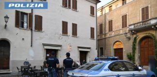 Violenta aggressione in Piazza Broletto a Mantova: identificati e denunciati altri quattro giovani del “branco”