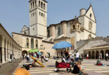 Assisi accoglie i Madonnari: al via le opere dedicate a san Francesco