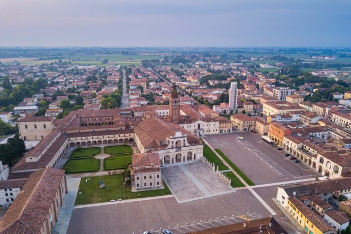 View,Of,San,Benedetto,Po,,Mantua,,Lombardy,,Italy