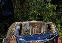 Polemica social – Auto abbandonata ancora per un mese