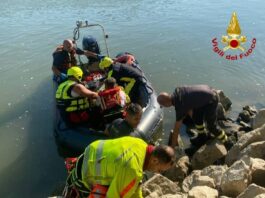 Ostiglia, bimbo autistico di 8 anni scomparso da casa: ritrovato vivo nelle acque del Po dopo una notte d’angoscia