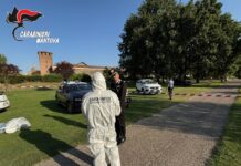 Giallo nelle acque del Lago Inferiore: trovato il cadavere di un uomo. Senza documenti, forse straniero sui 30-40 anni. Indagano i carabinieri