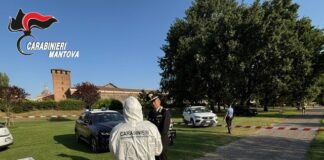 Giallo nelle acque del Lago Inferiore: trovato il cadavere di un uomo. Senza documenti, forse straniero sui 30-40 anni. Indagano i carabinieri